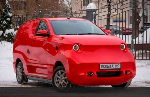 Электромобиль L7