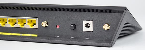 Внешний вид Asus RT-AC87U Внешний вид Asus RT-AC87U