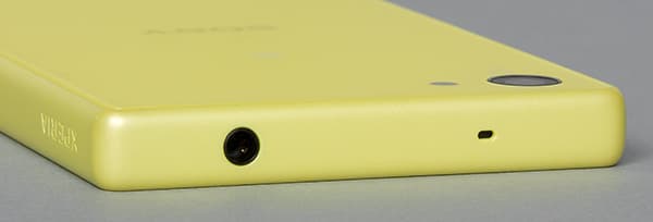 смартфон Sony Xperia Z5 Compact