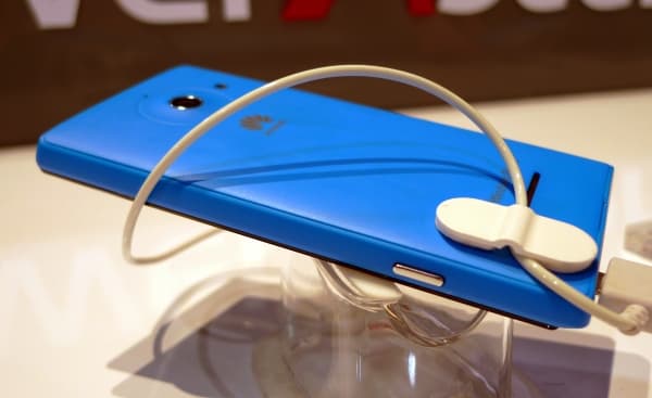 Обзор смартфона Huawei Ascend W1