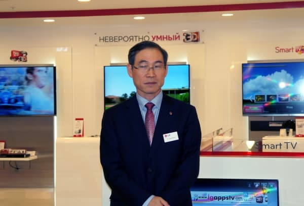 Открытие фирменного магазина LG