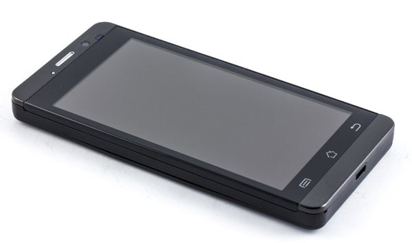 Обзор Jiayu G3. Внешний вид коммуникатора