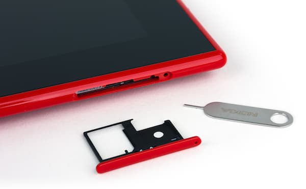 Дизайн планшета Nokia Lumia 2520
