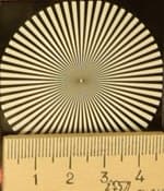 Объектив Nikon AF-S DX Nikkor 18–55mm f/3.5–5.6 G VR II, фокусное расстояние 27 мм, f/8, край кадра