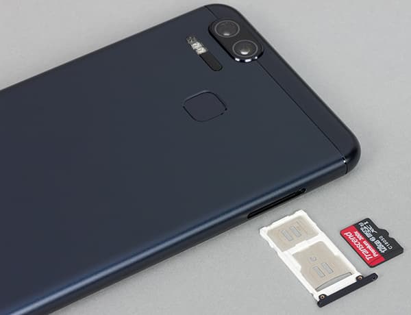 Смартфон Asus Zenfone 3 Zoom