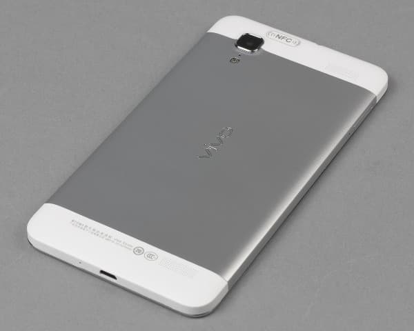 Внешний вид vivo Xplay Внешний вид vivo Xplay