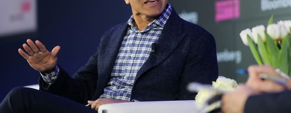 Глава Microsoft считает Бобби Котика хорошим управленцем и выразил ему благодарность за проделанную работу