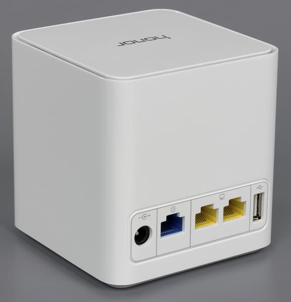 Внешний вид Huawei WS831 Внешний вид Huawei WS831