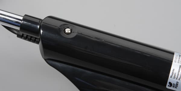 Пылесос Kitfort КТ-525-1. Кнопки