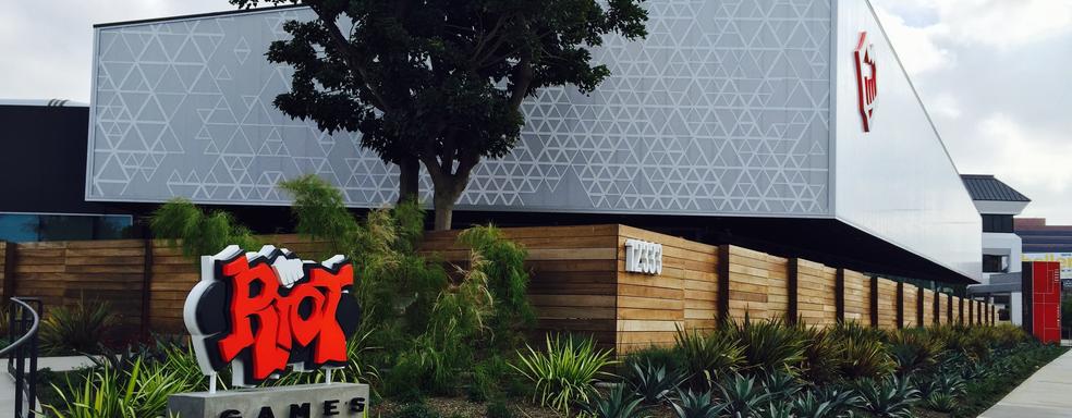 Исполнительного директора Riot Games обвинили в сексуальных домогательствах