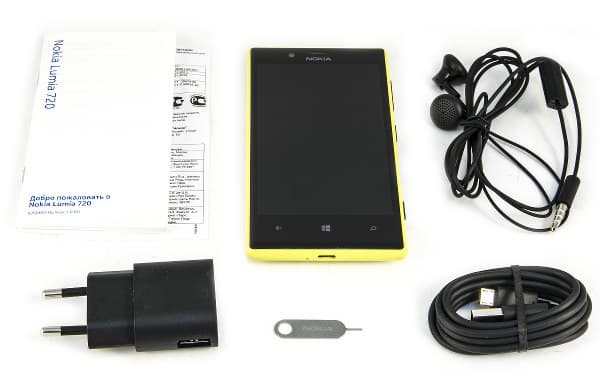 Комплект поставки Nokia Lumia 720 Комплект поставки Nokia Lumia 720