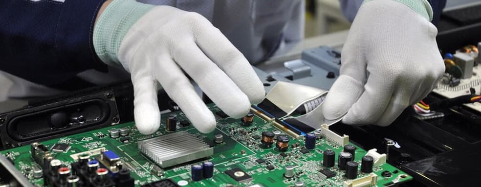 Правительство подумывает до конца марта отменить пошлину на ввоз электроники и компонентов для ее производства