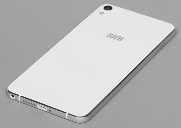 Обзор смартфона Iuni N1