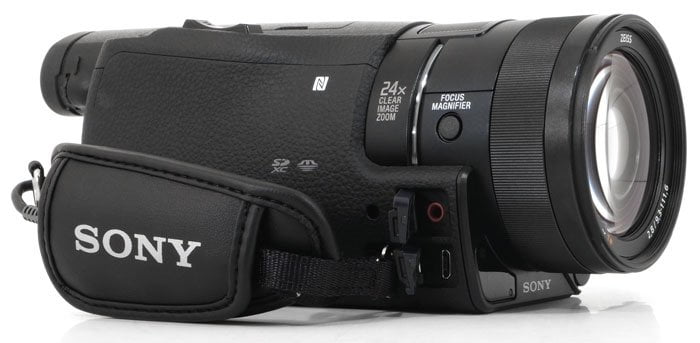 Видеокамера Sony HDR-CX900