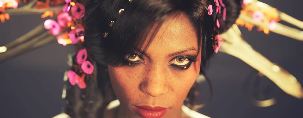 Модерн, неон и заговор. Анонсирована необычная ролевая игра Repo Man