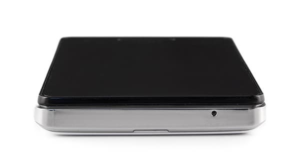 обзор смартфона Sony Xperia V