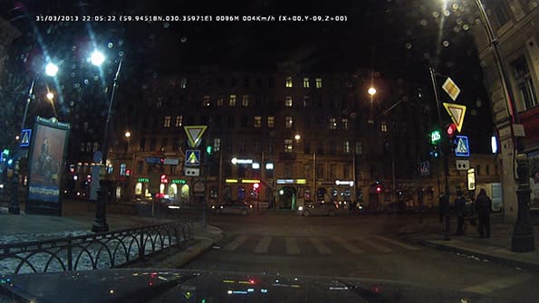 Автомобильный видеорегистратор CamBox In Car Edition