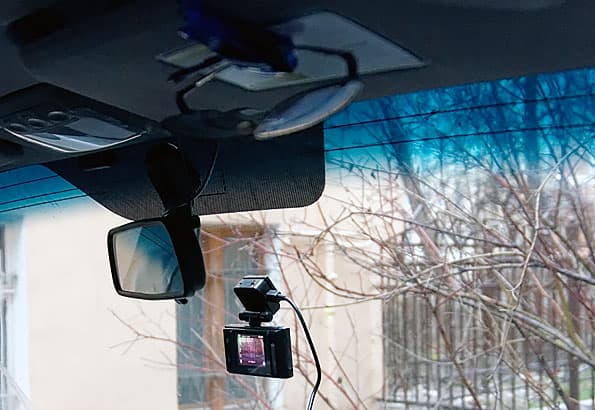 Автомобильный видеорегистратор Каркам QL3 Mini