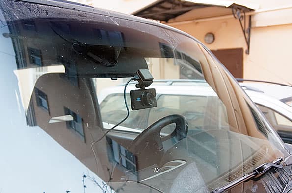 Автомобильный видеорегистратор Каркам QL3 Mini