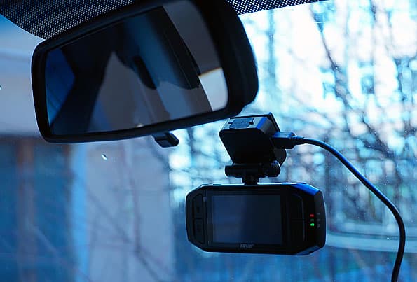 Автомобильный видеорегистратор Каркам QS3 Eco