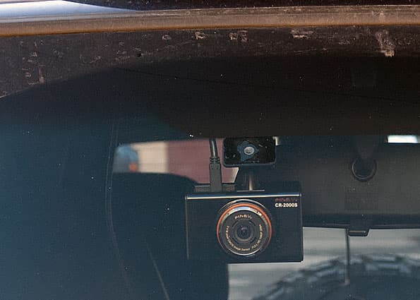 Автомобильный видеорегистратор FineVu CR-2000S