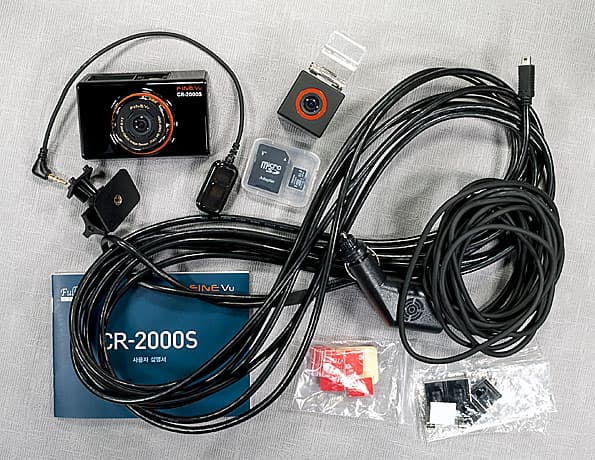 Автомобильный видеорегистратор FineVu CR-2000S