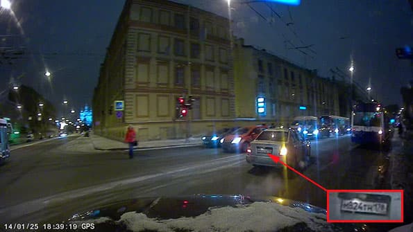 Автомобильный видеорегистратор Iroad Ione-3800FU