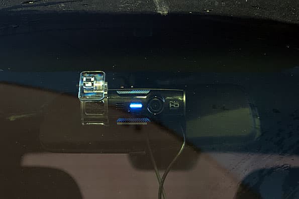 Автомобильный видеорегистратор Iroad Ione-3800FU