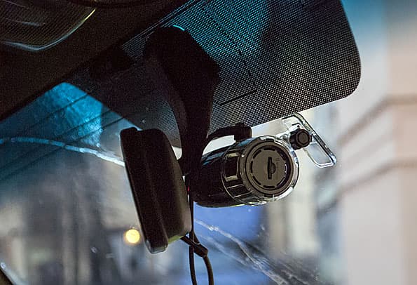 Автомобильный видеорегистратор Iroad Ione-3800FU