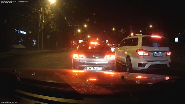 Автомобильный видеорегистратор Iroad Ione-T35