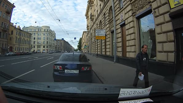 Автомобильный видеорегистратор mini0806