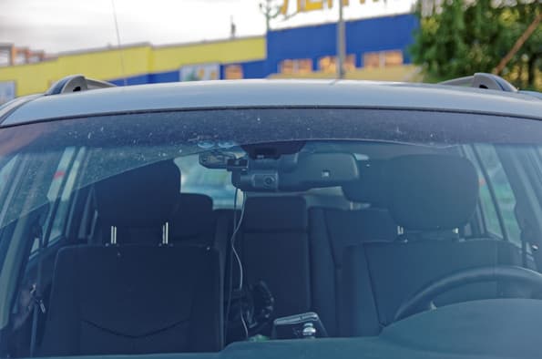 Автомобильный видеорегистратор mini0806