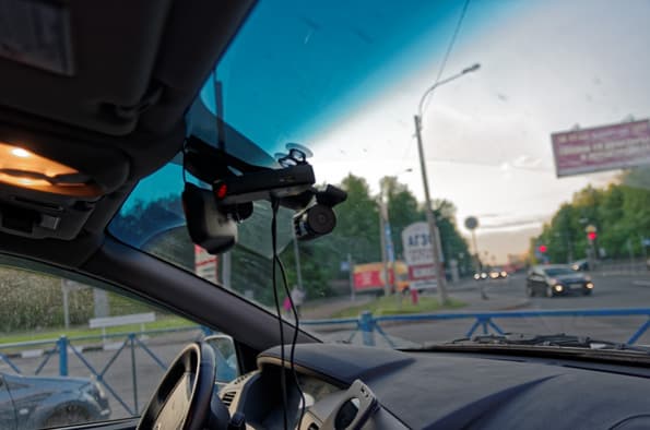 Автомобильный видеорегистратор mini0806