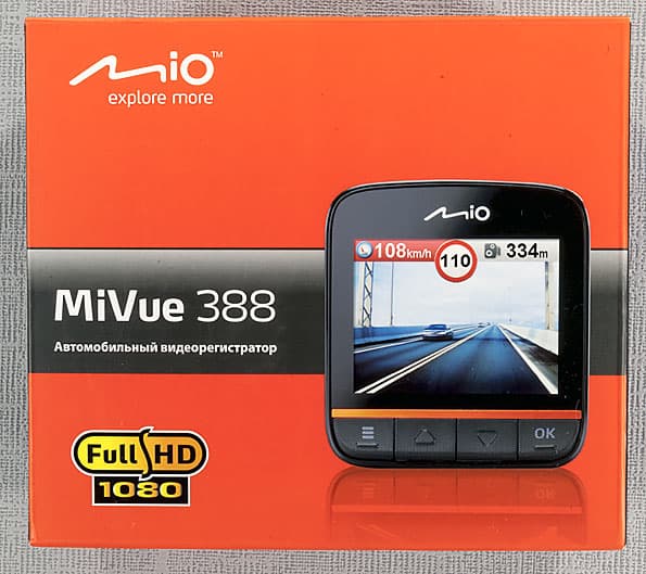 Автомобильный видеорегистратор Mio MiVue 388