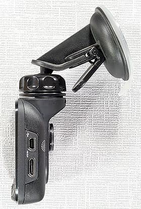 Автомобильный видеорегистратор Mio MiVue 388