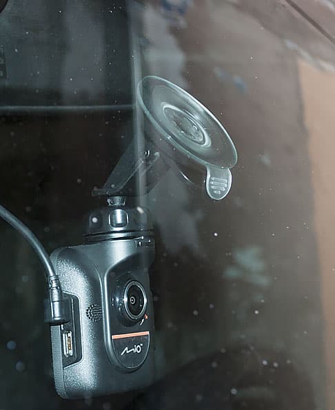 Автомобильный видеорегистратор Mio MiVue 388