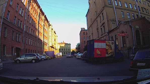 Автомобильный видеорегистратор Mio MiVue 568