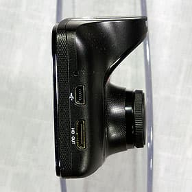 Автомобильный видеорегистратор Mio MiVue 568