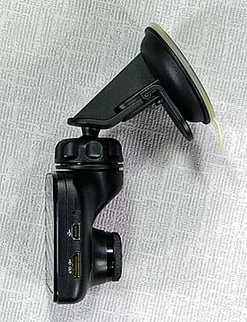 Автомобильный видеорегистратор Mio MiVue 568