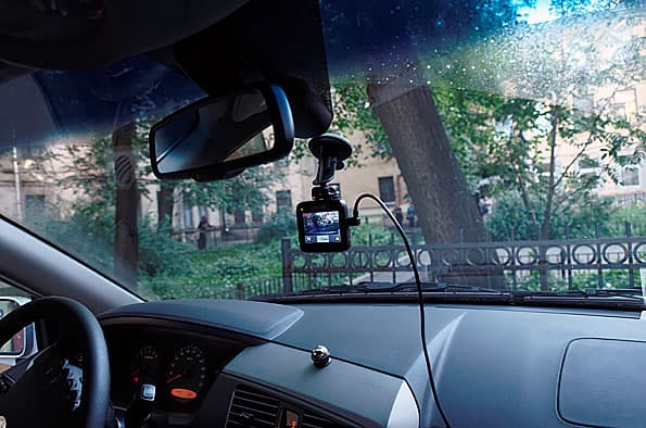 Автомобильный видеорегистратор Mio MiVue 568