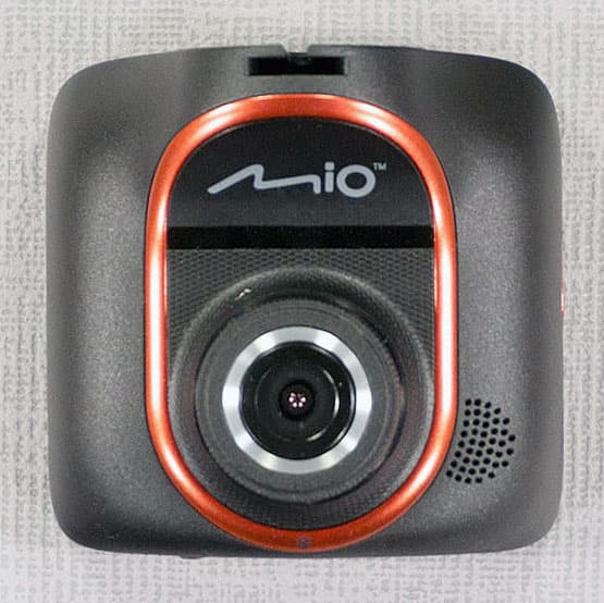 Автомобильный видеорегистратор Mio MiVue 588