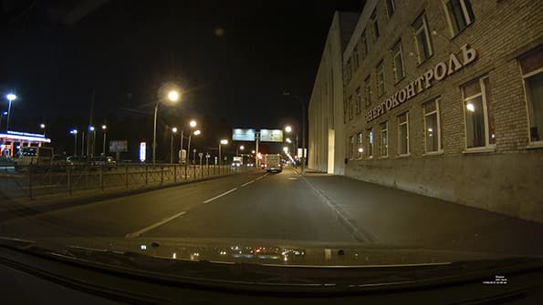 Автомобильный видеорегистратор Playme Back