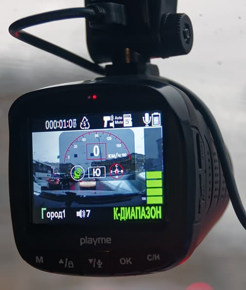 Видеорегистратор с радар-детектором и GPS-информером Playme P350 Tetra