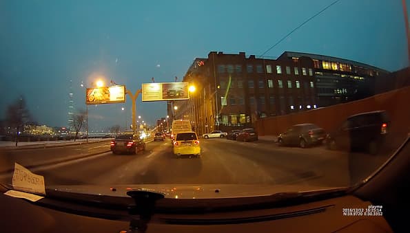 Видеорегистратор с радар-детектором и GPS-информером Playme P350 Tetra