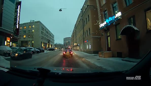 Видеорегистратор с радар-детектором и GPS-информером Playme P350 Tetra