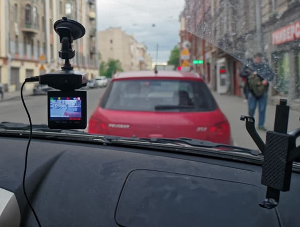 Автомобильный видеорегистратор Prestige 022 HD