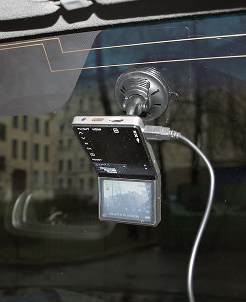 Автомобильный видеорегистратор Supra SCR-530