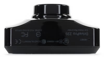 Автомобильный видеорегистратор Transcend DrivePro 220