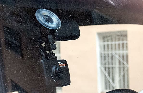 Автомобильный видеорегистратор VicoVation TF2+