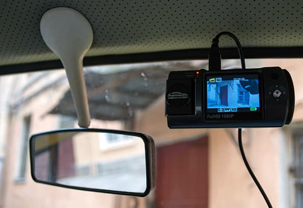 Автомобильный видеорегистратор Видеосвидетель 3404 FHD